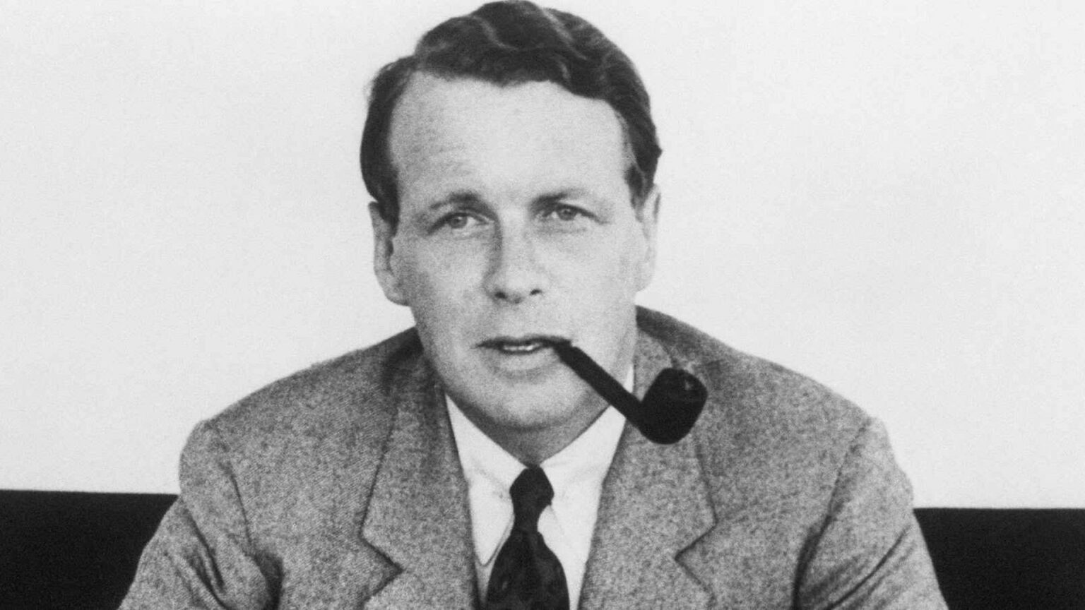 The Daily Routine of David Ogilvy